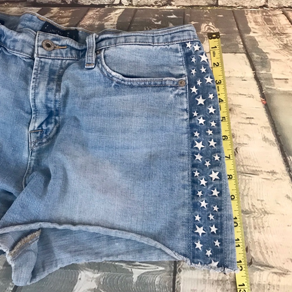 Lucky Brand 10/30 Malibu Star Embroidered Shorts - Picture 7 of 8